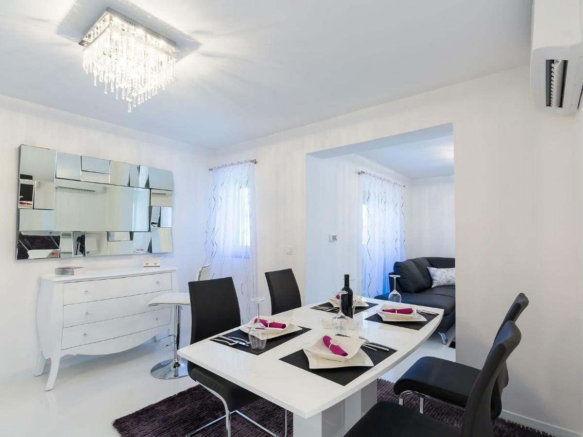 Apartmani Beril Lux Rovinj Bagian luar foto