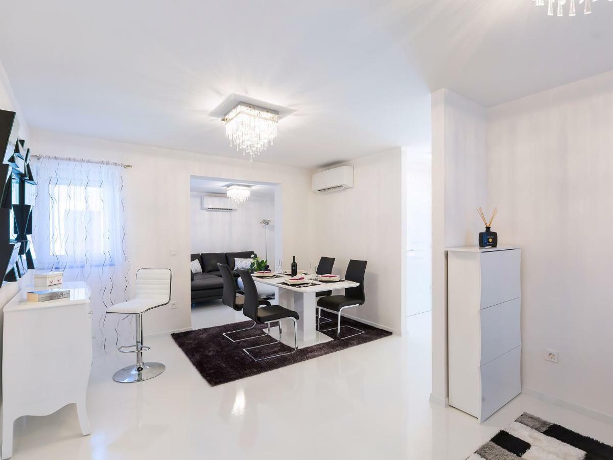 Apartmani Beril Lux Rovinj Bagian luar foto