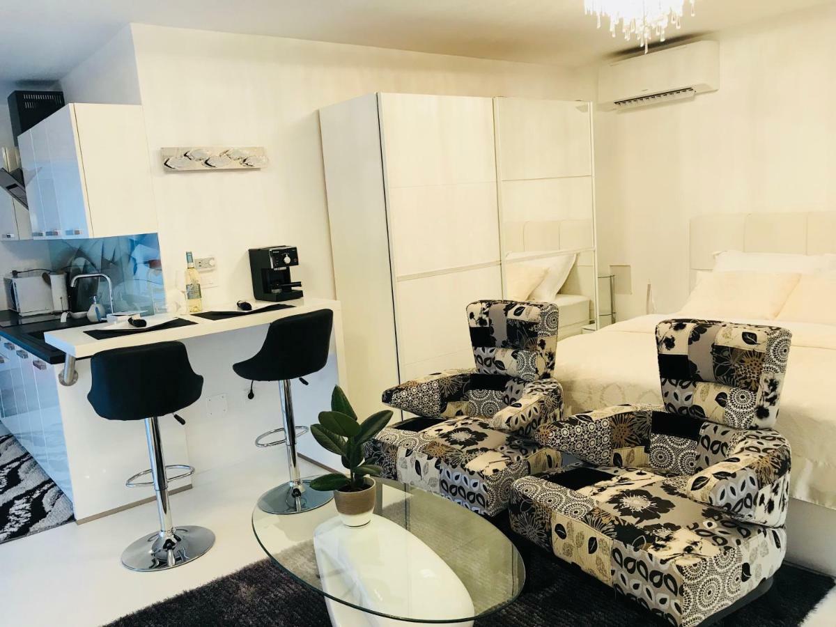 Apartmani Beril Lux Rovinj Bagian luar foto
