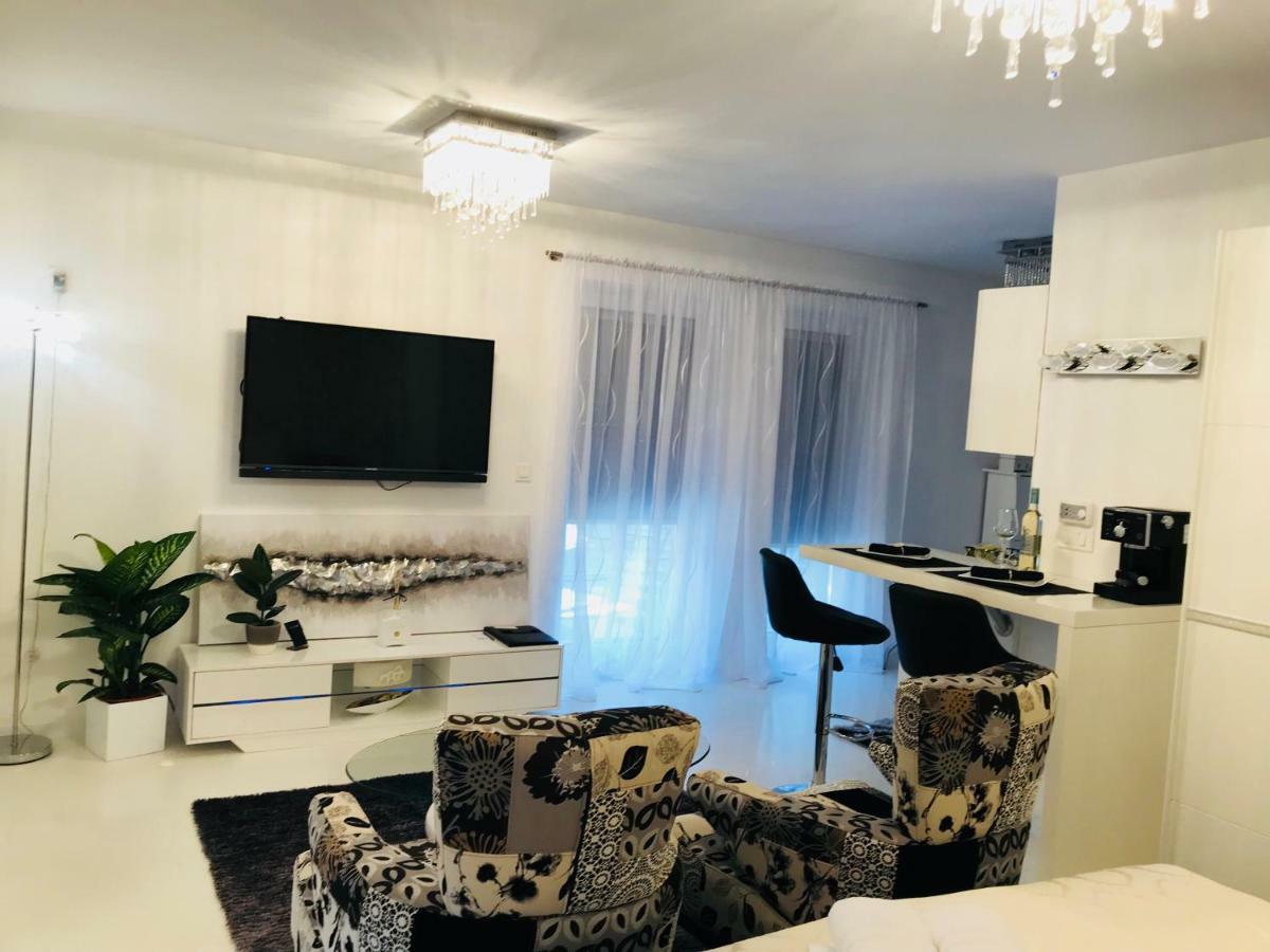 Apartmani Beril Lux Rovinj Bagian luar foto